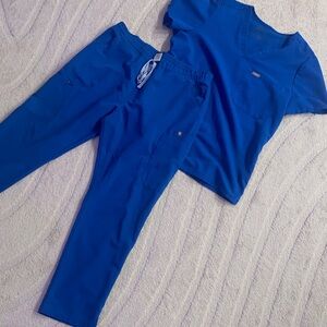 Figs Women's Royal Blue Scrub Set